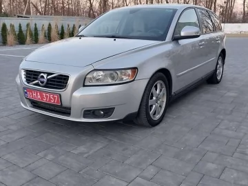 Авто Volvo V50 2009 № 7521474