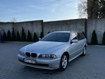 Авто BMW 5 Series 2002 № 7521543