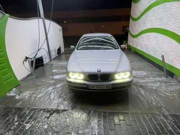Авто BMW 5 Series 1999 № 7521552
