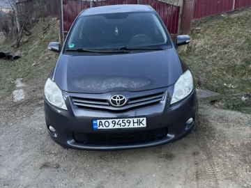 Авто Toyota Auris 2010 № 7521570