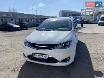 Авто Chrysler Pacifica 2017 № 7522392