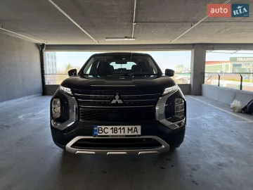 Авто Mitsubishi Outlander 2023 № 7522676