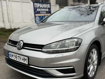 Авто Volkswagen Golf 2017 № 7522942
