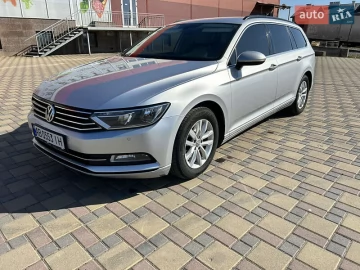 Авто Volkswagen Passat 2018 № 7522990