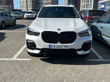 Авто BMW X5 2020 № 7523050