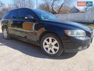 Авто Volvo V50 2006 № 7523166