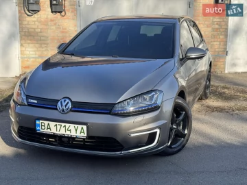 Авто Volkswagen E-Golf 2016 № 7523263