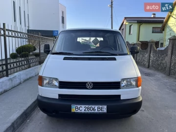 Авто Volkswagen Transporter 2000 № 7523539