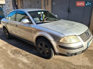 Авто Volkswagen Passat 2003 № 7523552