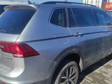 Авто Volkswagen Tiguan 2019 № 7523694