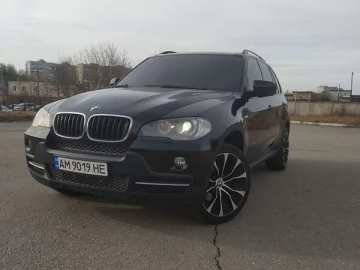 Авто BMW X5 2010 № 7523845
