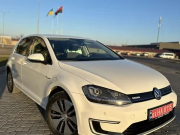 Авто Volkswagen E-Golf 2016 № 7524205