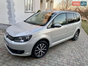 Авто Volkswagen Touran 2011 № 7524265