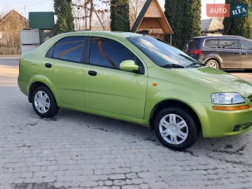 Авто Chevrolet Aveo 2005 № 7524579