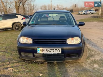 Авто Volkswagen Golf 2000 № 7525325