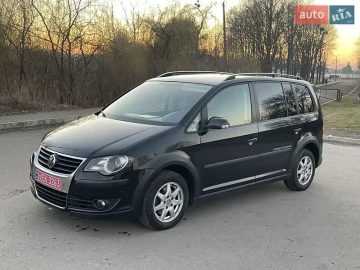 Авто Volkswagen Touran 2008 № 7525565