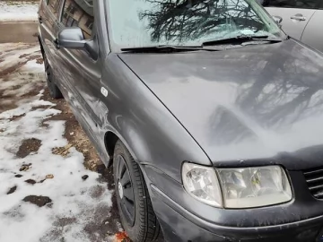 Авто Volkswagen Polo 1999 № 7525653