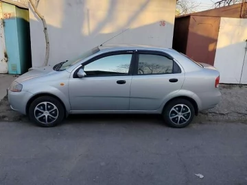 Авто Chevrolet Aveo 2005 № 7525750