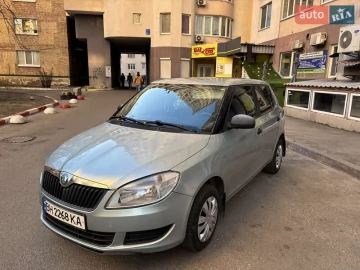 Авто Skoda Fabia 2012 № 7525835