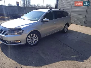 Авто Volkswagen Passat 2011 № 7526125
