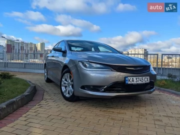 Авто Chrysler 200 2015 № 7526130
