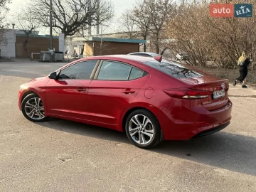 Авто Hyundai Elantra 2017 № 7526136