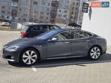 Авто Tesla Model S 2020 № 7526192