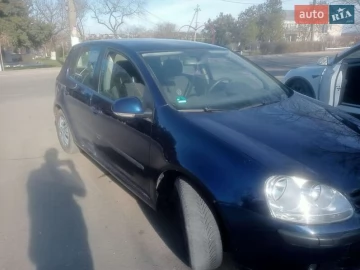 Авто Volkswagen Golf 2004 № 7526229