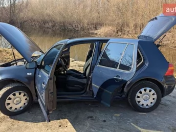 Авто Volkswagen Golf 2003 № 7526472