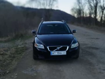 Авто Volvo V50 2008 № 7526571