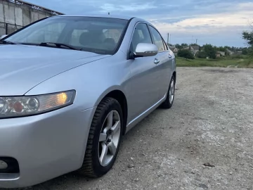 Авто Honda Accord 2003 № 7527679