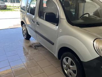 Авто Renault Kangoo 2010 № 7527718