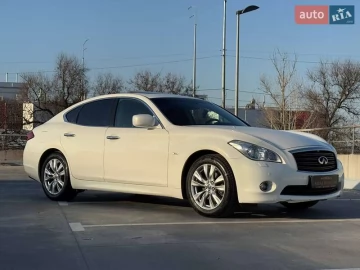 Авто Infiniti M25 2012 № 7527849