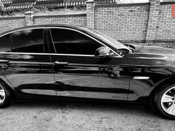 Авто BMW 5 Series 2012 № 7527954