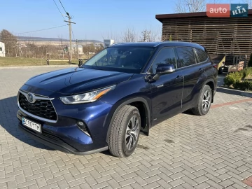 Авто Toyota Highlander 2021 № 7528067
