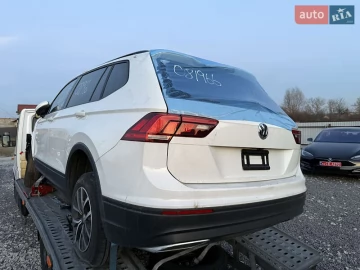 Авто Volkswagen Tiguan 2021 № 7528398