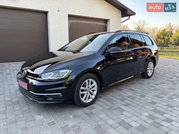 Авто Volkswagen Golf 2020 № 7528531