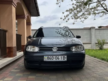 Авто Volkswagen Golf 2003 № 7528725