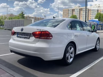 Авто Volkswagen Passat 2013 № 7528936