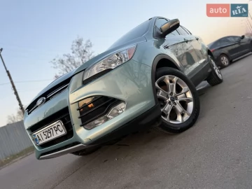 Авто Ford Escape 2013 № 7528954