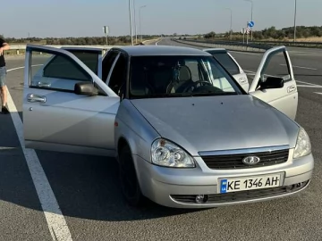 Авто ВАЗ 2172 Priora 2008 № 7529219