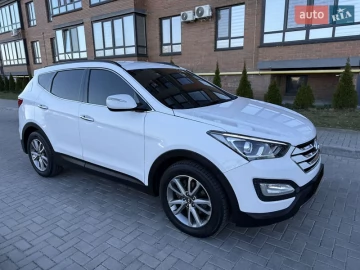 Авто Hyundai Santa Fe 2012 № 7529852