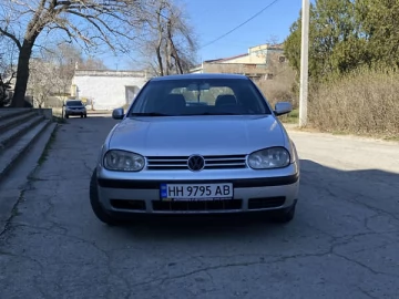 Авто Volkswagen Golf 2001 № 7529916
