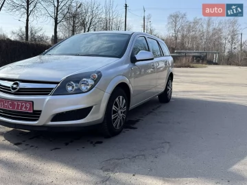 Авто Opel Astra 2010 № 7530128