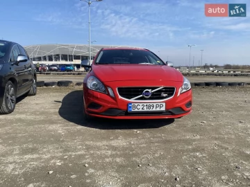 Авто Volvo V60 2012 № 7530206