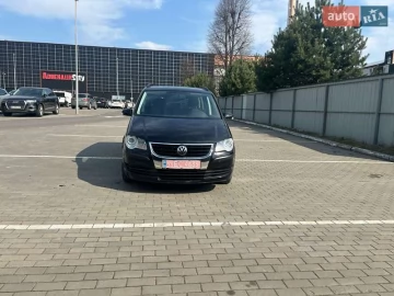 Авто Volkswagen Touran 2008 № 7530369