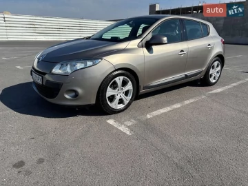Авто Renault Megane 2011 № 7530389