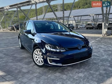 Авто Volkswagen E-Golf 2015 № 7530441