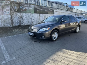 Авто Toyota Camry 2011 № 7530494