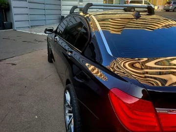 Авто BMW 7 Series 2008 № 7530499